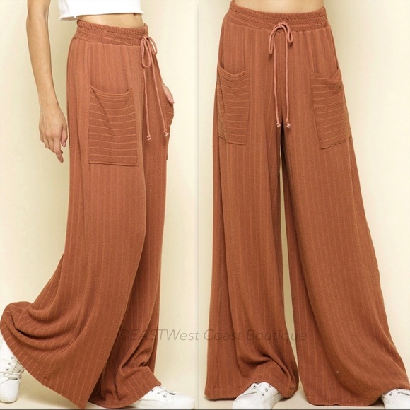 BOUTIQUE Pants - DRAWSTRING WAIST WIDE LEG PANTS WITH POCKETS 🇺🇸